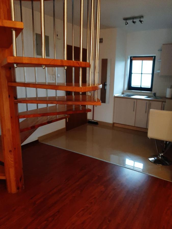 Apartamenty Portowe Mikołajki Exteriör bild
