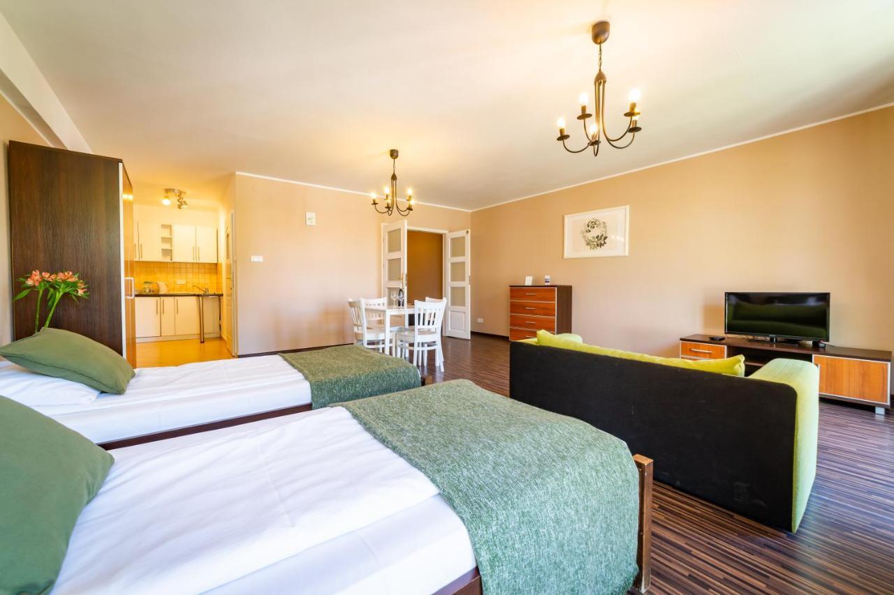 Apartamenty Portowe Mikołajki Exteriör bild