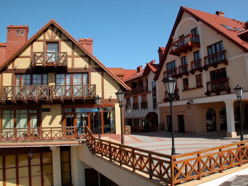 Apartamenty Portowe Mikołajki Exteriör bild