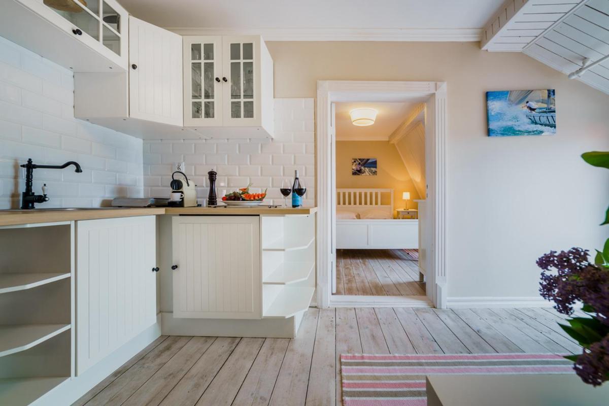 Apartamenty Portowe Mikołajki Exteriör bild