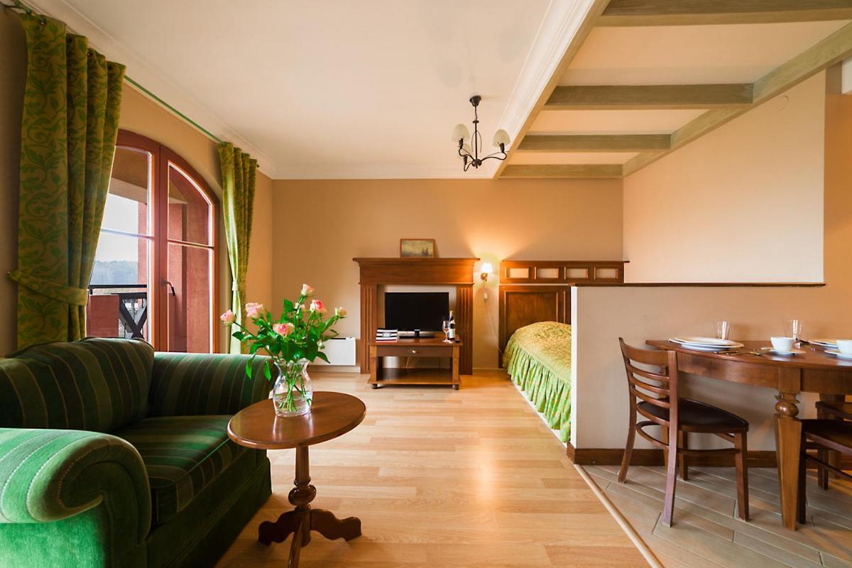 Apartamenty Portowe Mikołajki Exteriör bild